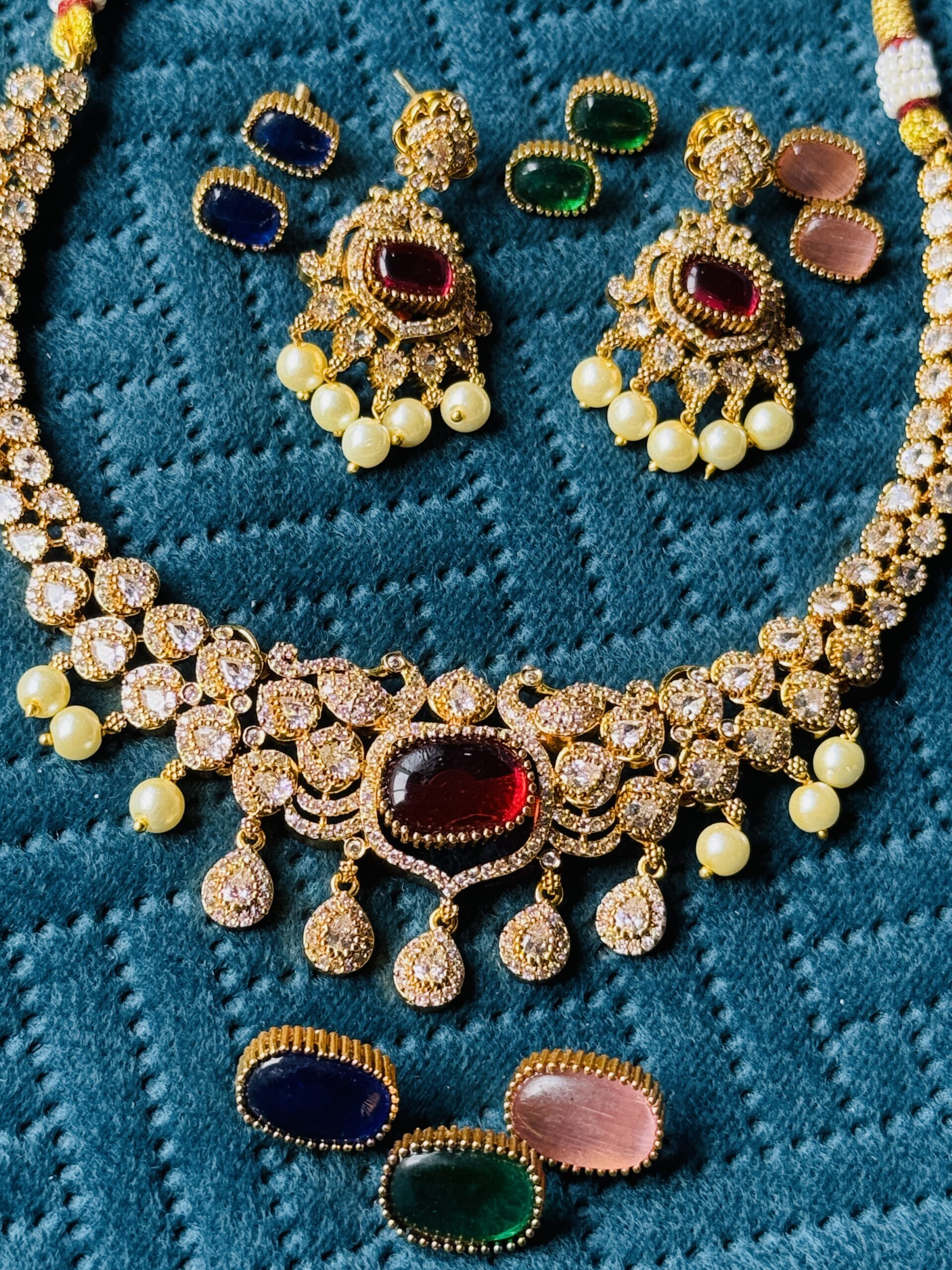 Royal Elegance Stone-Changeable Necklace Set